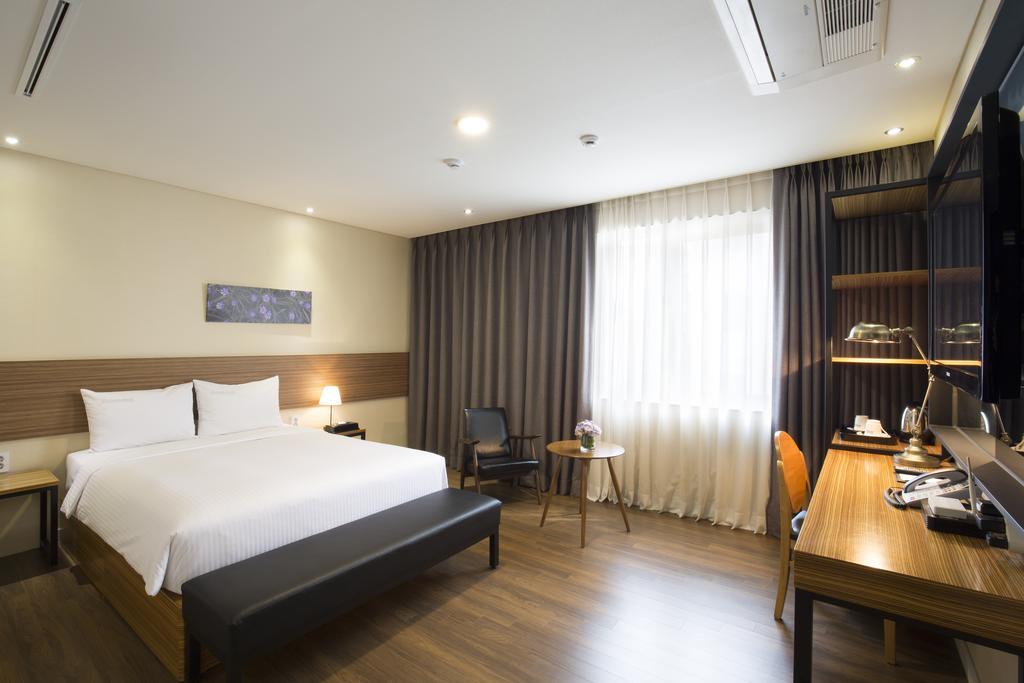 Cinema House Hotel In Busan Exteriör bild