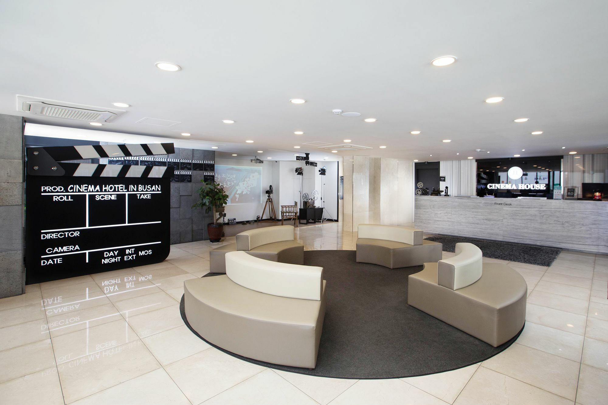 Cinema House Hotel In Busan Exteriör bild